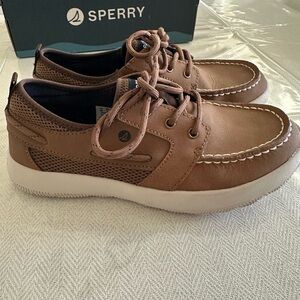 Big Kids / Sperry Boys Bowin Boat Shoe size 4